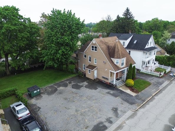 346 Lovell St, Worcester MA 01602