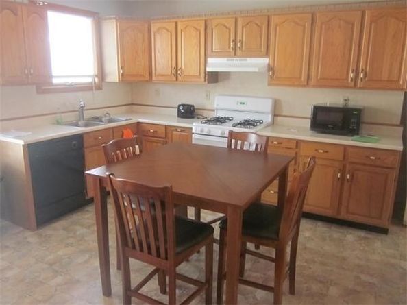 346 Lovell St, Worcester MA 01602