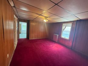 64 Suffolk St, Worcester MA 01604