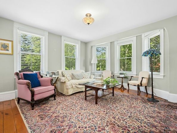 11 Fairbanks St 2, Harvard MA 01451
