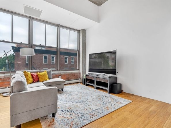 156 Porter 252, Boston MA 02128