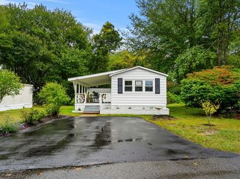 2900 Cranberry  Highway