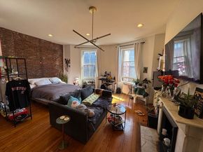 195 Beacon Street 8, Boston MA 02116