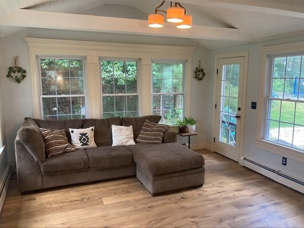 337 Mason Rd Ext, Dudley MA 01571