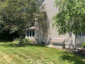 337 Mason Rd Ext, Dudley MA 01571