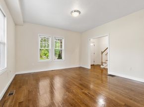 111-113 Pleasant St, Milton MA 02186