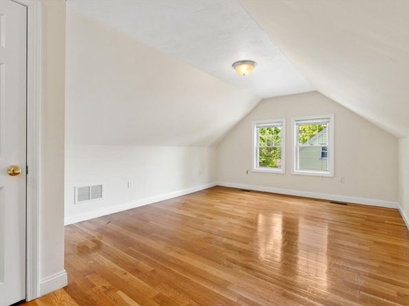 111-113 Pleasant St, Milton MA 02186