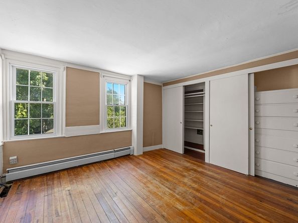 60 Gibbs Avenue, Wareham MA 02571