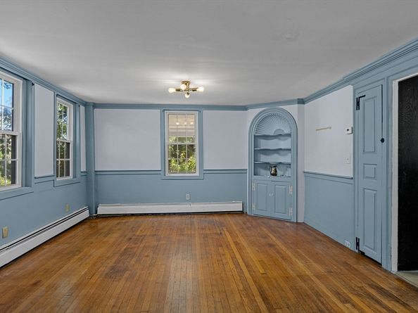 60 Gibbs Avenue, Wareham MA 02571