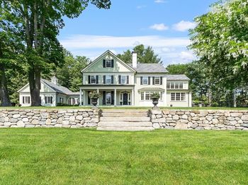 76 Red Coat Ln