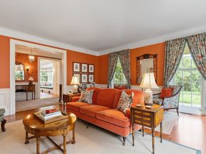 76 Red Coat Ln, Concord MA 01742