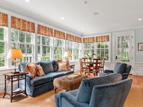 76 Red Coat Ln, Concord MA 01742