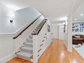 76 Red Coat Ln, Concord MA 01742