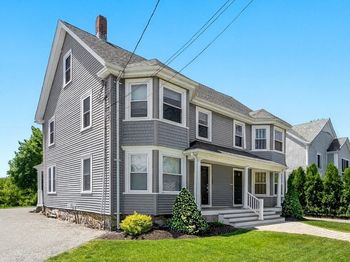 381 Hunnewell St