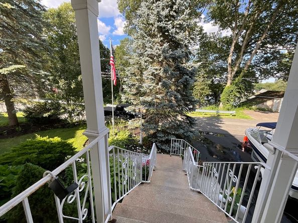 33 Lakeside Dr, Shrewsbury MA 01545