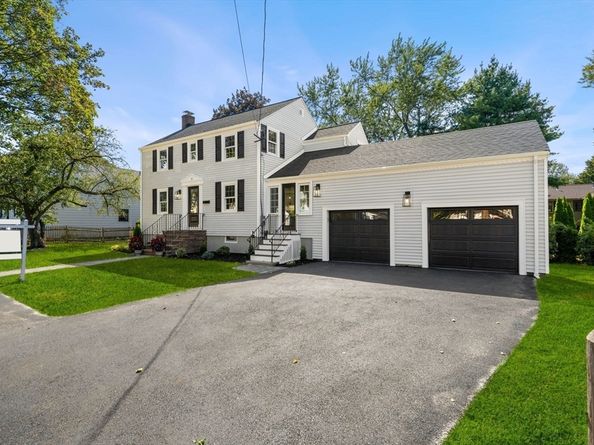 37 Elmcrest Rd, Wakefield MA 01880