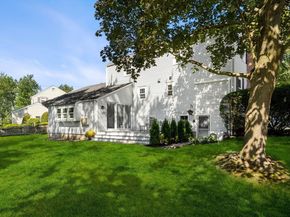 37 Elmcrest Rd, Wakefield MA 01880