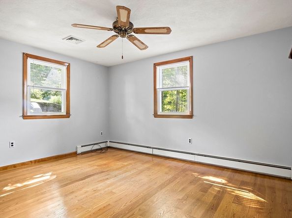 51 Caldwell Rd, Waltham MA 02453