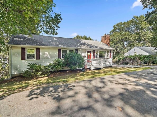 51 Caldwell Rd, Waltham MA 02453