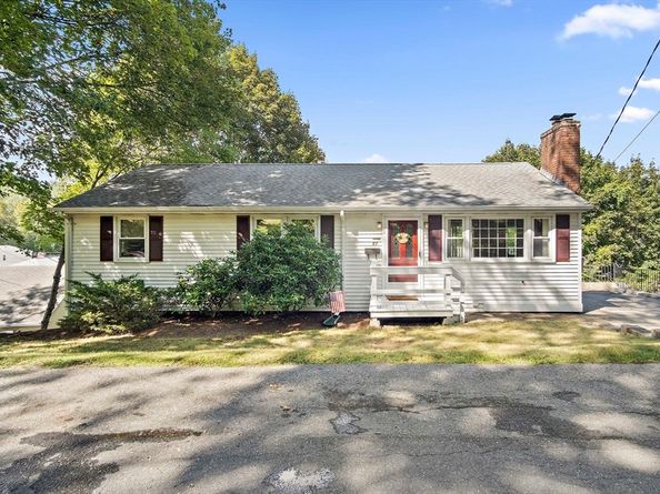 51 Caldwell Rd, Waltham MA 02453