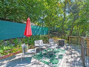 93 Sweetwater St, Saugus MA 01906