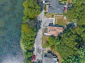 93 Sweetwater St, Saugus MA 01906