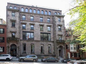 72 Mt. Vernon St.