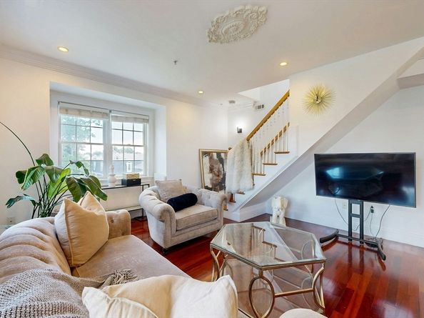 96 Dix St 6, Boston MA 02122