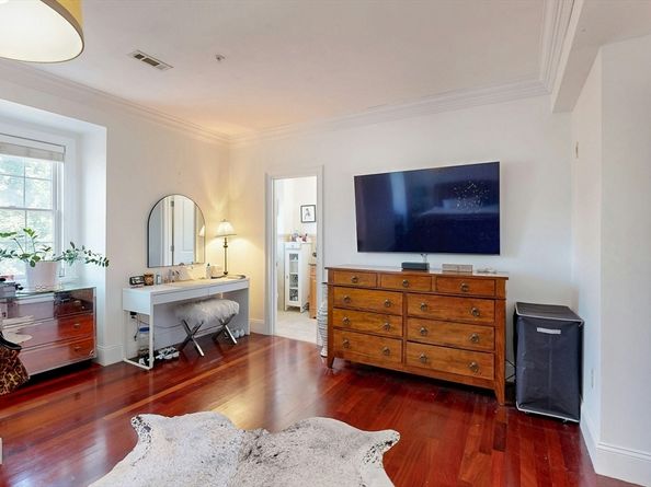96 Dix St 6, Boston MA 02122