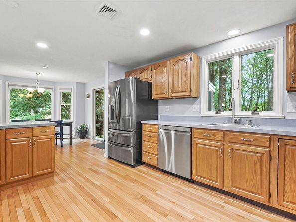 6 Geneseo Circle, Milford MA 01757
