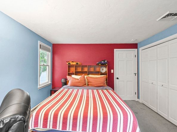 6 Geneseo Circle, Milford MA 01757