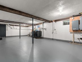 216 Clapboardtree St, Westwood MA 02090