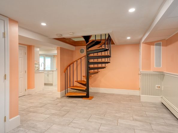 24 Dickson Avenue, Arlington MA 02474