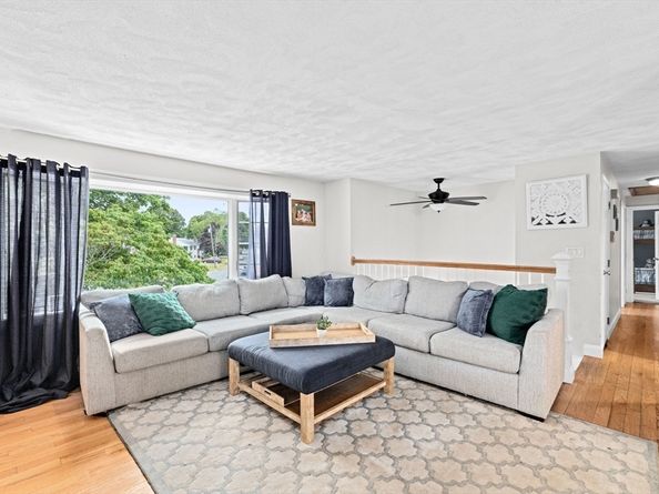 17 Murphys Lane, Scituate MA 02066