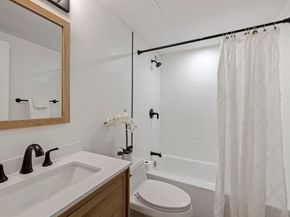 50-56 Broadlawn Park 221, Boston MA 02467