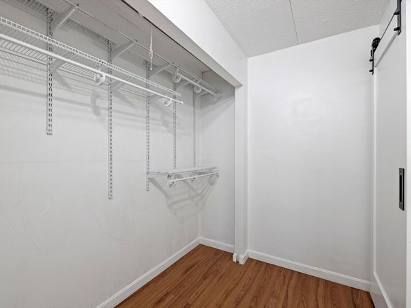 50-56 Broadlawn Park 221, Boston MA 02467
