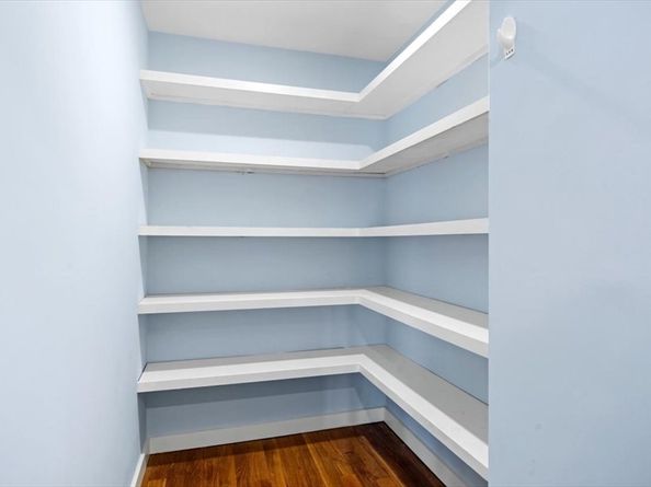 2001 Marina Dr 608, Quincy MA 02171