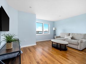 2001 Marina Dr 608, Quincy MA 02171