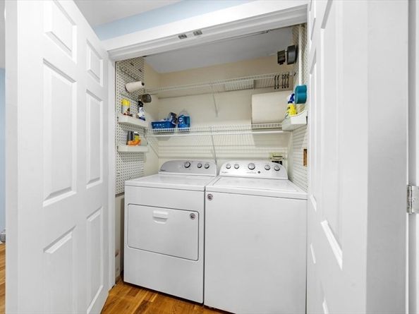 2001 Marina Dr 608, Quincy MA 02171