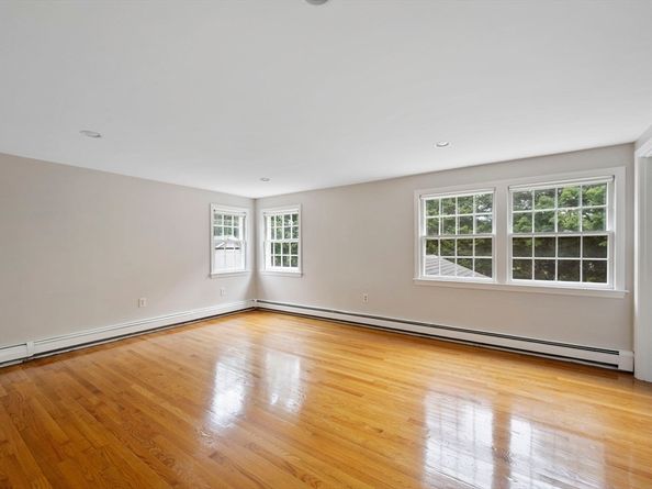 290 Beaver Dam Rd, Scituate MA 02066