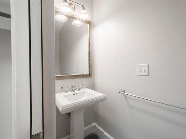 290 Beaver Dam Rd, Scituate MA 02066