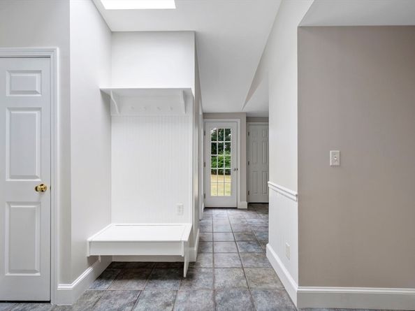 290 Beaver Dam Rd, Scituate MA 02066