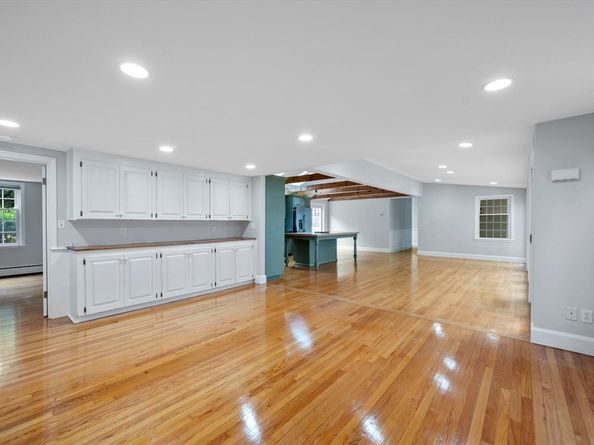 290 Beaver Dam Rd, Scituate MA 02066