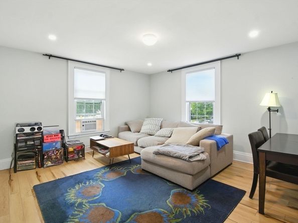 35 Locust St 3, Danvers MA 01923