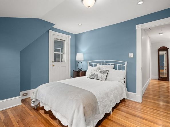 9 Venner Rd, Arlington MA 02476