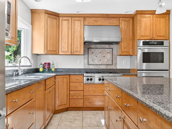 14 Buckmaster Dr, Sudbury MA 01776
