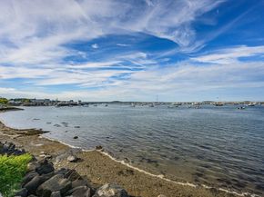 76 Court St. 6, Plymouth MA 02360