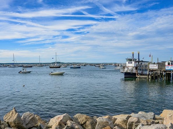 76 Court St. 6, Plymouth MA 02360