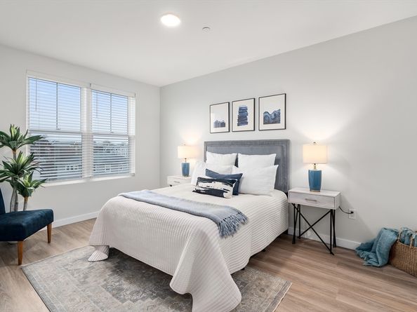 10 Somerset 308, Winthrop MA 02152