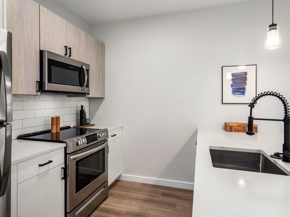 10 Somerset 308, Winthrop MA 02152